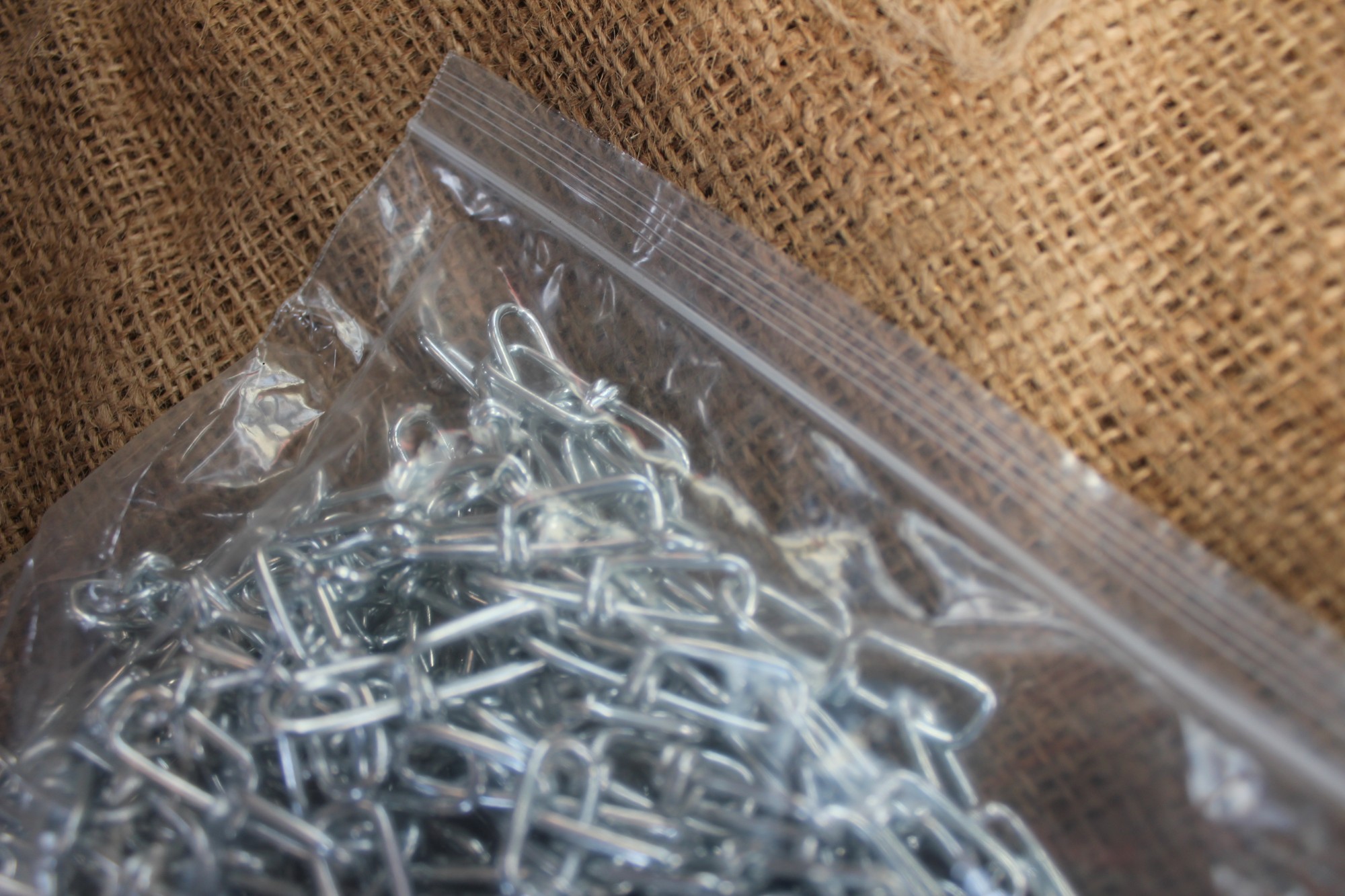 Decoration Use DIN 5686 Knotted Chain